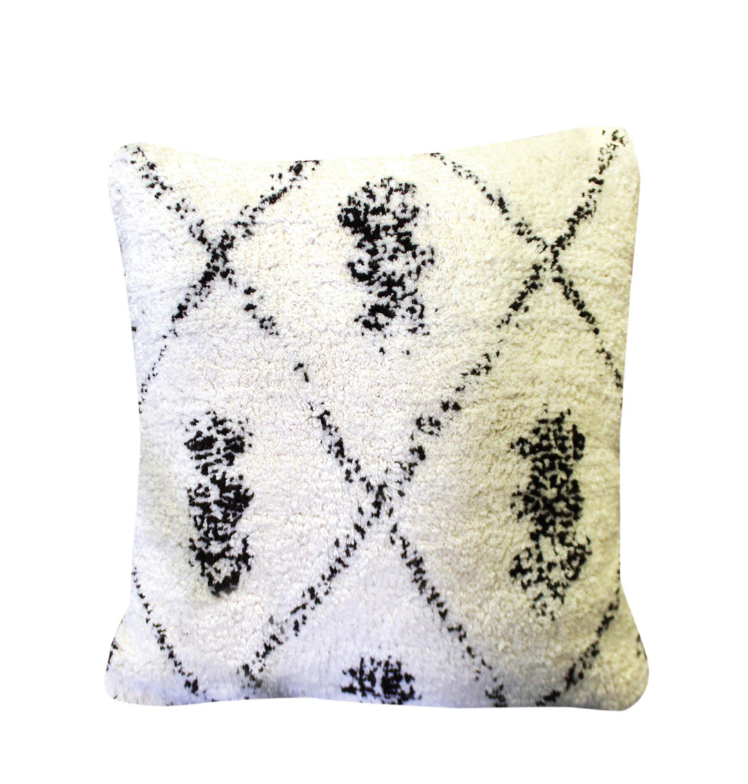 NISHA - CUSHION