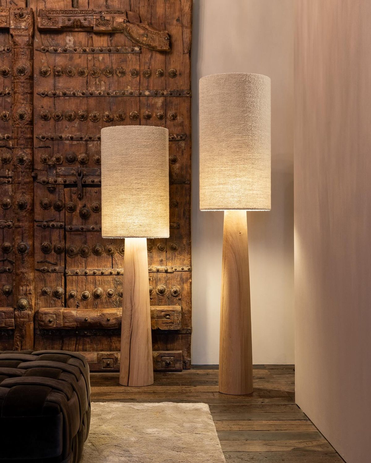 FLOOR LAMP