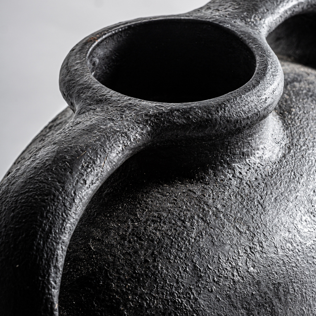 CAUCA TERRACOTA VASE