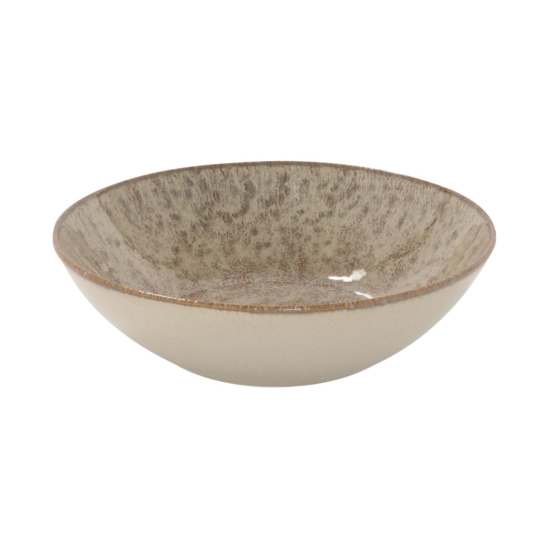 Ceramic saladier from the Akaris tableware collection with organic finish.