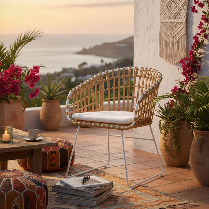 Outdoor setting of Amalfi dining chair white