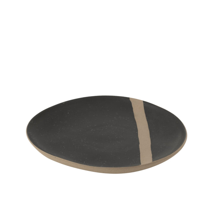 Arcai ceramic plate with matte black finish and natural accent line on white background.