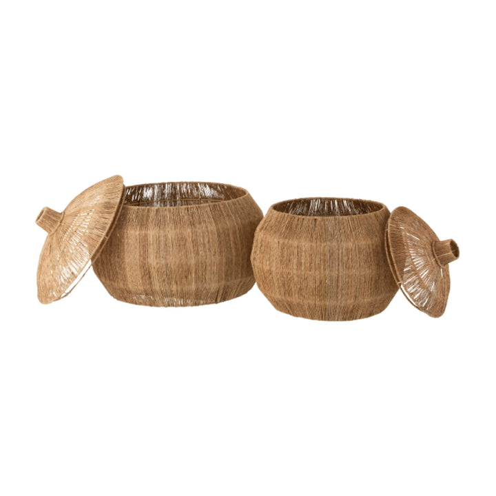 Side-by-side view of small and large jute baskets