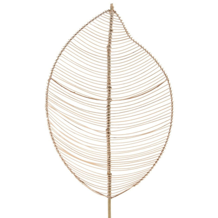 Close-up detail of the natural fiber weaving and central bamboo spine of Deco Palm Leaf F.