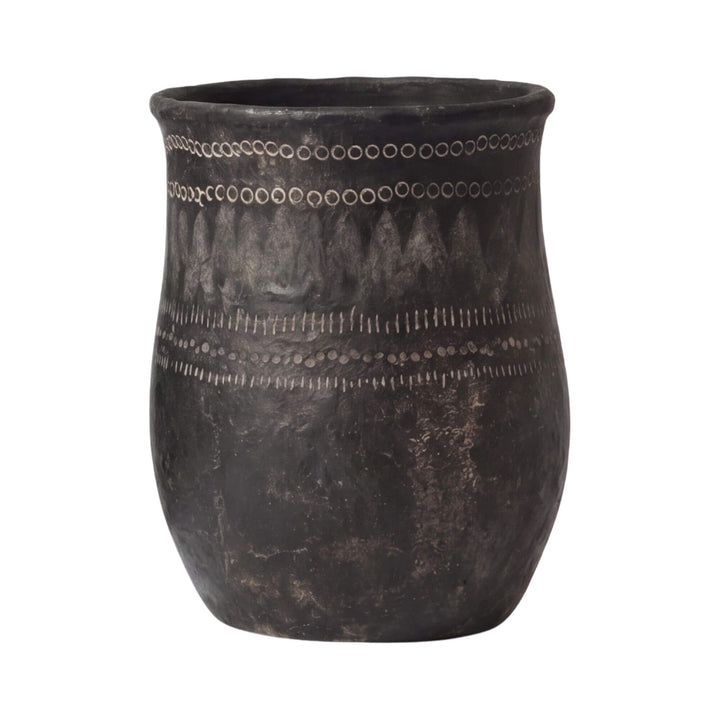 Front view of the large etched black planter highlighting its sculptural shape and etched rim.