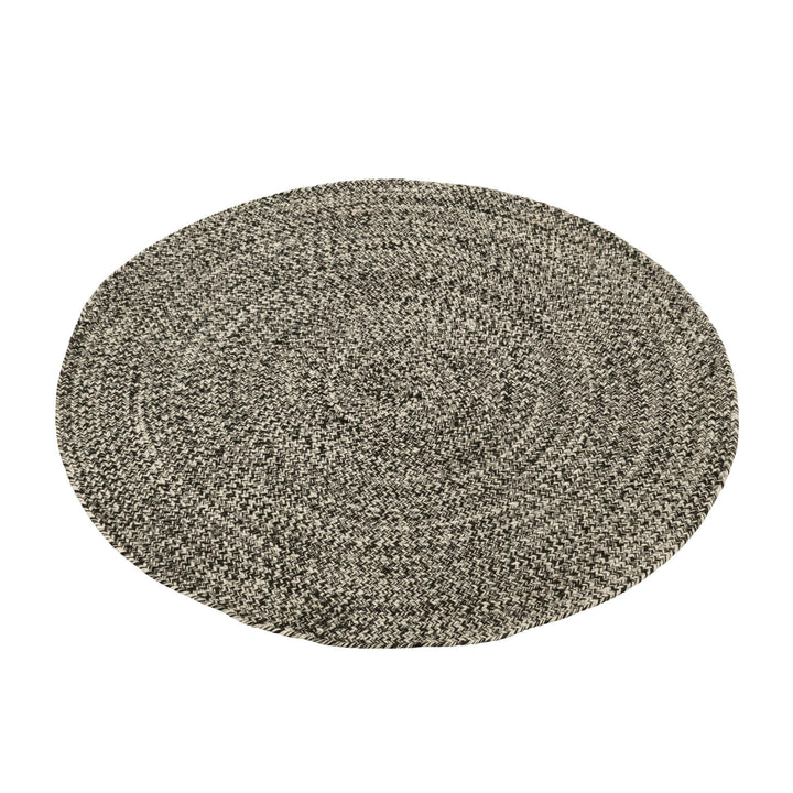 Front view of the Fiona outdoor rug in round braided polyester.
