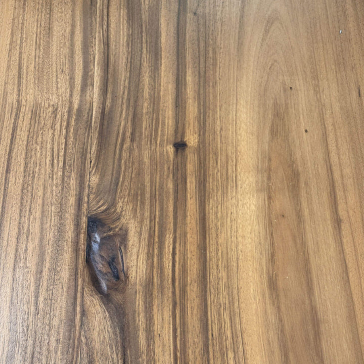 GUNUNG ROUND SUAR DINING TABLE | 150CM