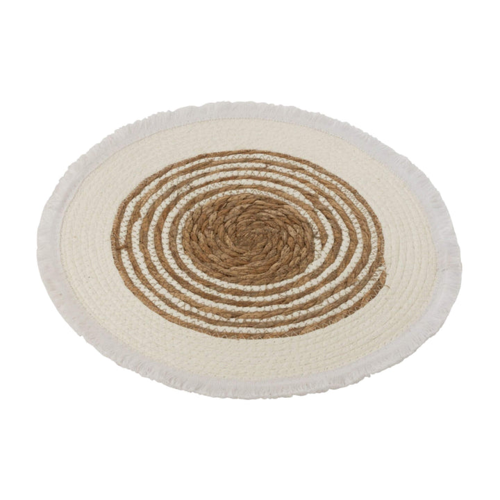 Top view of Hulhu Grass Table Mat in natural and white concentric pattern.