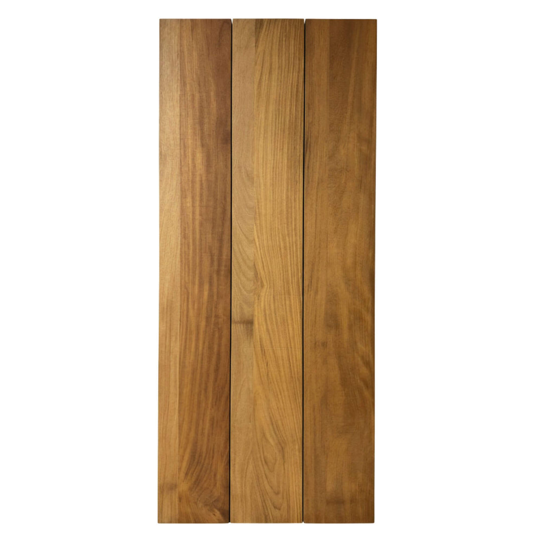 Top-view image showing the natural grain of the iroko wood tabletop.