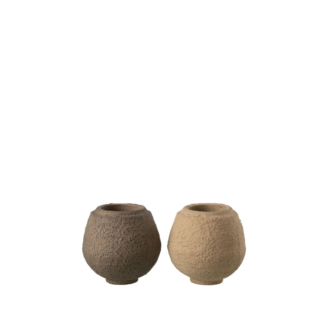 Front view of the Kano Rustic Pot in terracotta with compact rounded shape.