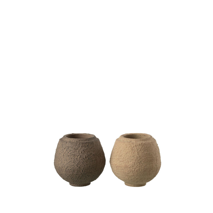 Front view of the Kano Rustic Pot in terracotta with compact rounded shape.