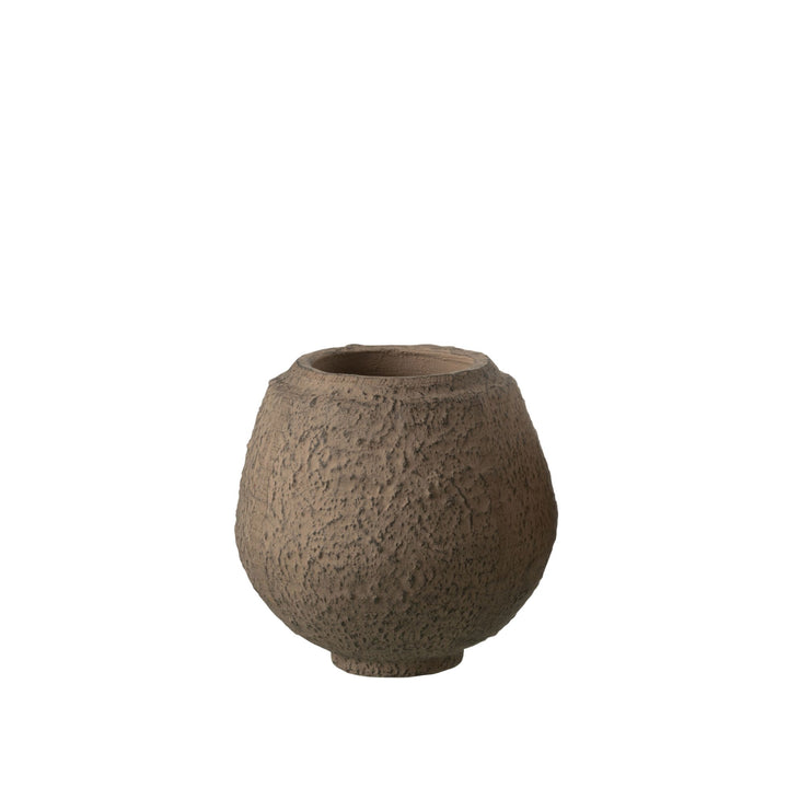 Front view of the Kano Rustic Pot in terracotta with compact rounded shape.