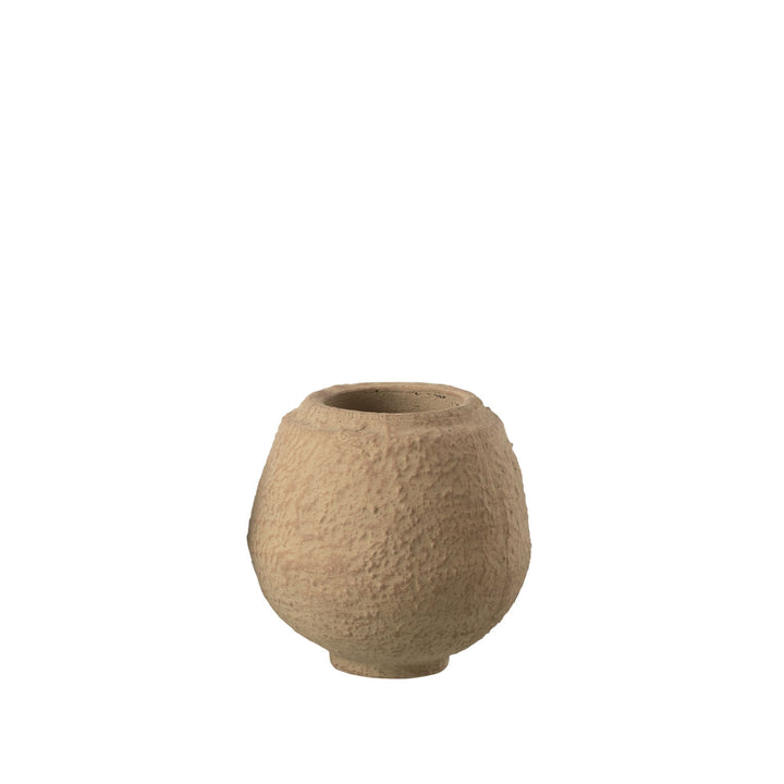 Front view of the Kano Rustic Pot in terracotta with compact rounded shape.