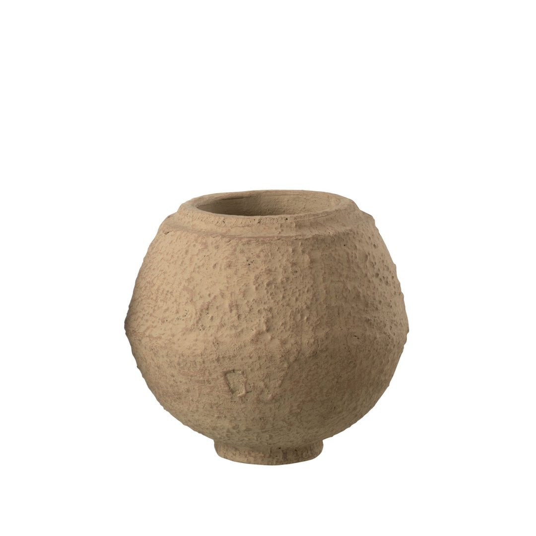 Front view of the Kano Rustic Pot in terracotta with compact rounded shape.
