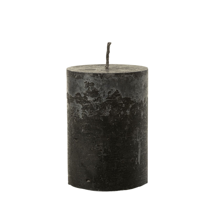 Small Mahe Black Outdoor Candle standing alone in paraffin finish.