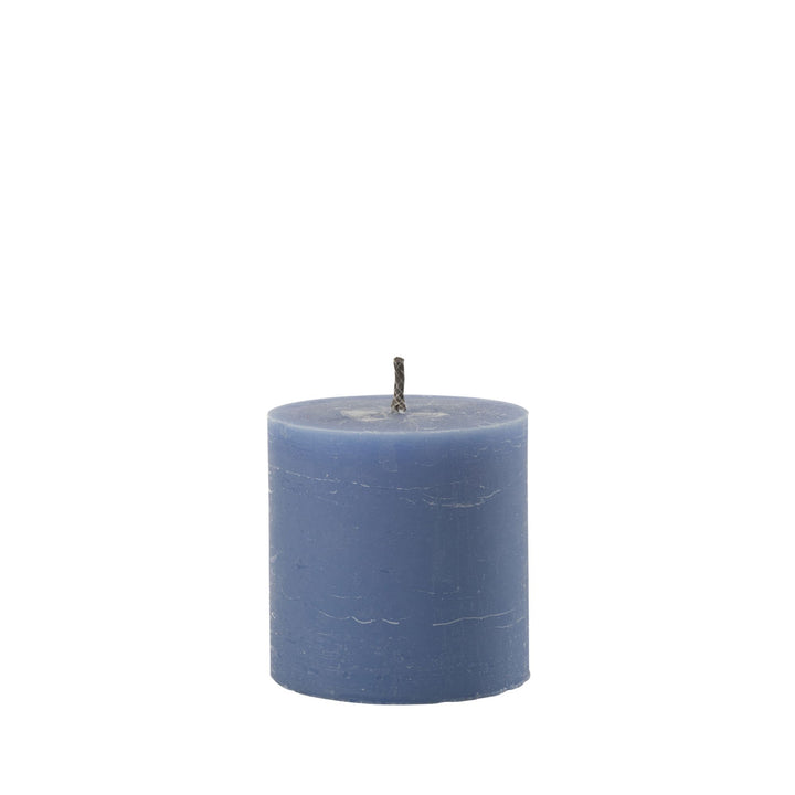Extra small Mahé Blue Outdoor Candle in blue paraffin.