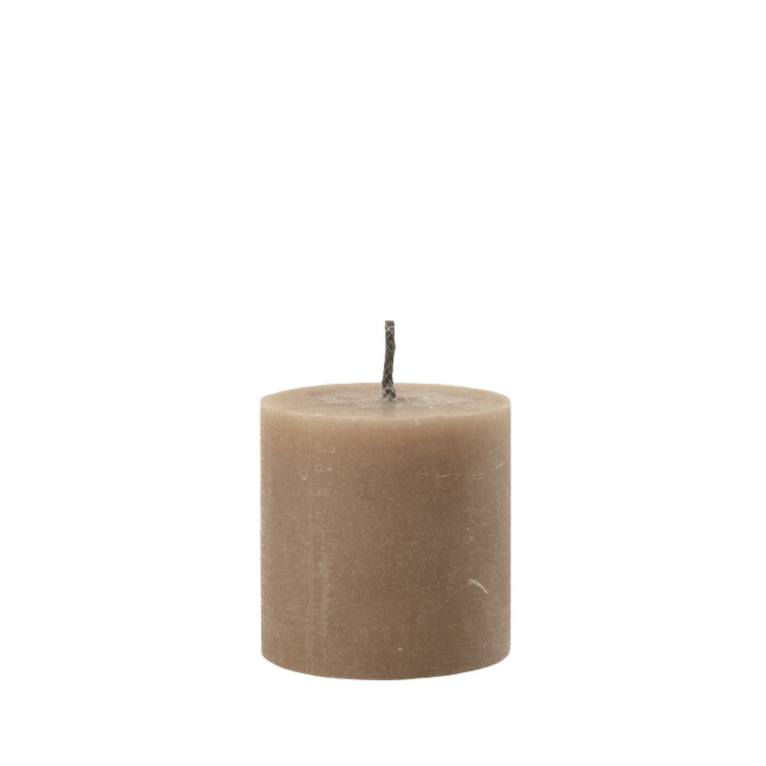 Extra Small Mahe Brown Outdoor Candle in paraffin with a textured finish. 