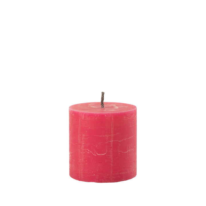Extra Small Mahe Pink Outdoor Candle in bright pink paraffin.
