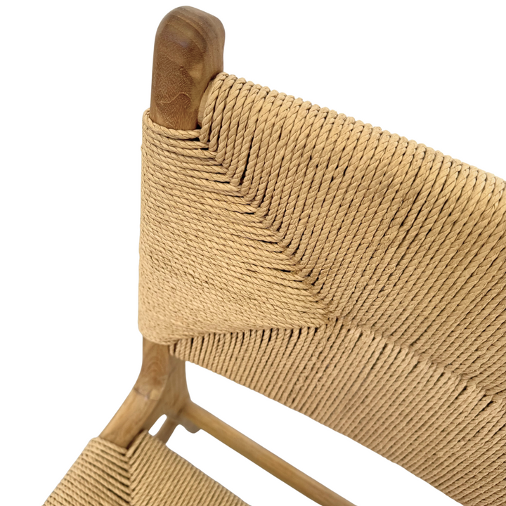 Close-up of backrest corner with tight loom paper weave