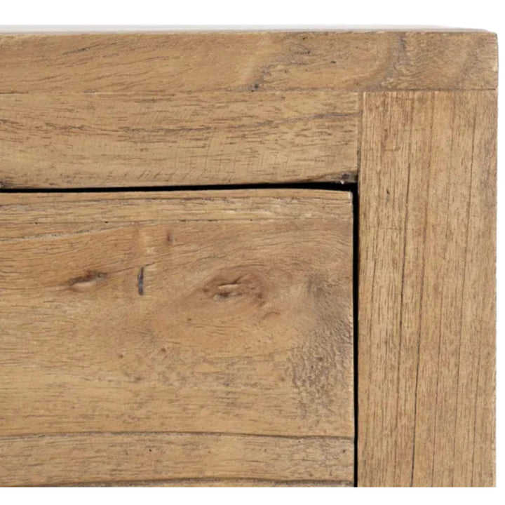 Close-up of mindi wood grain texture