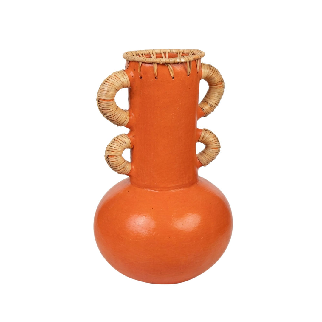 Front view of the Monsaraz ceramic orange vase highlighting its rounded base and rattan-wrapped handles.