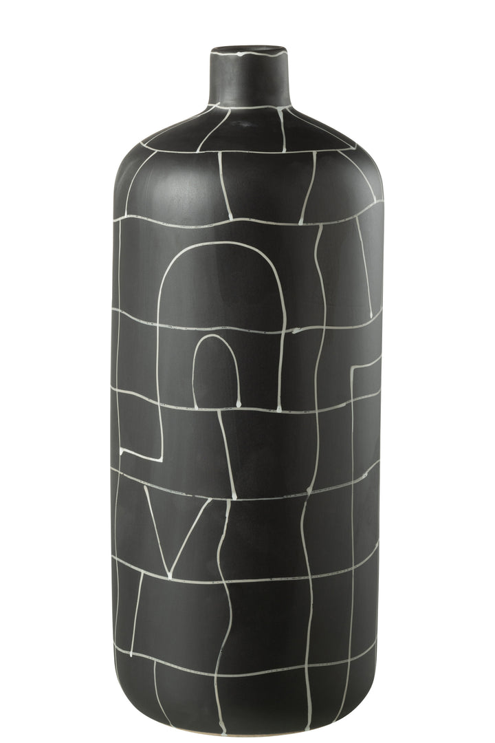 Individual Neo Collection vase highlighting the cylindrical silhouette.