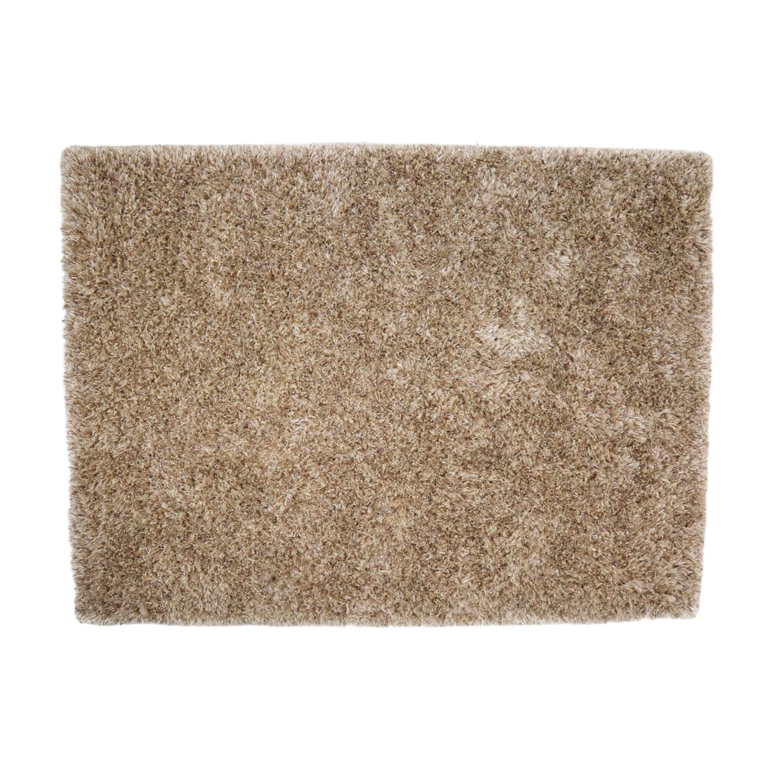 Front view of the New Paulo rug with high-pile soft texture.
