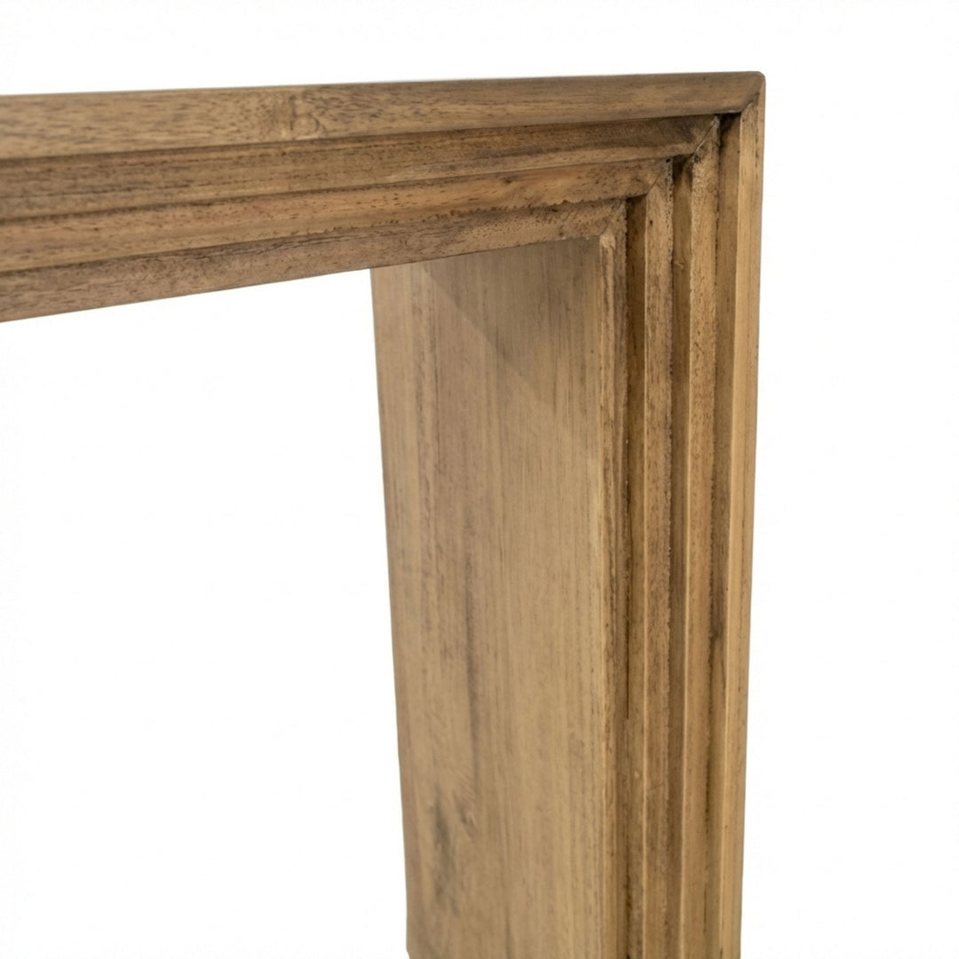 Close-up of the paulownia wood grain and smooth natural surface.