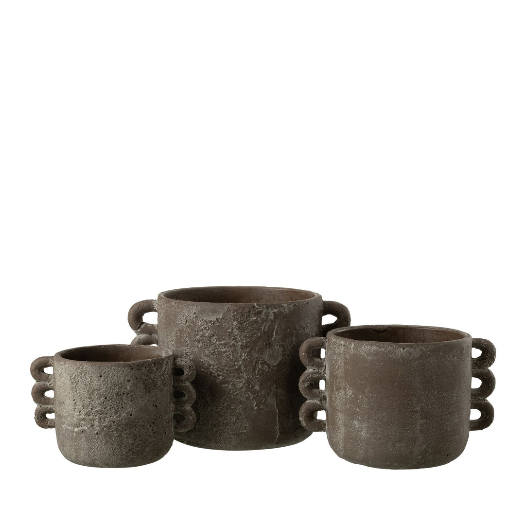 Group view of Rustic Pot Brown ceramic planters in various sizes.