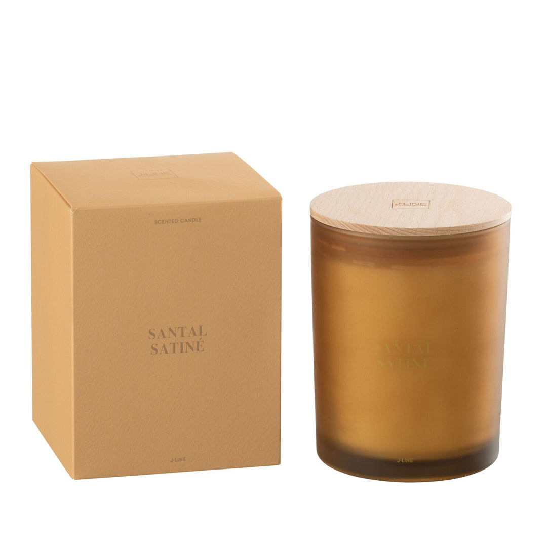 Front view of the Santal Satiné scented candle with satin-gold glass and wood lid.