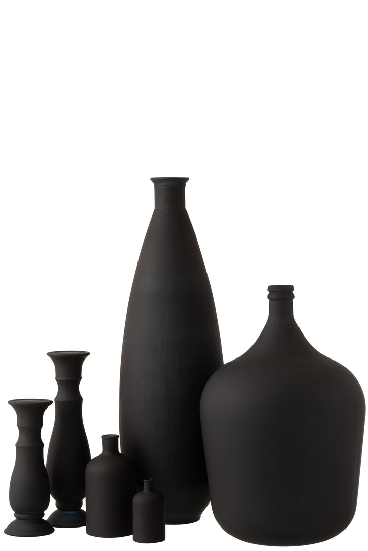 MATE SQUARE BLACK VASE