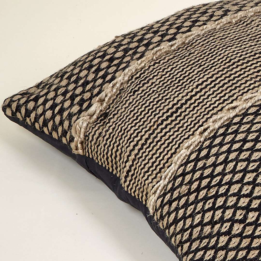 TAZMANIA CUSHION 80X80